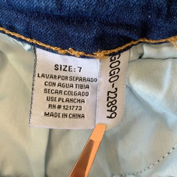 NWT High rise gogo jeans size 7 - Picture 7 of 16